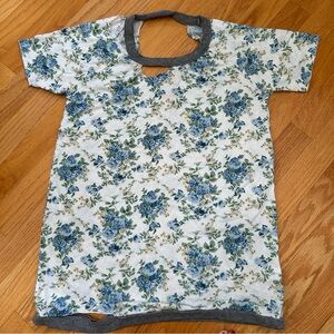 Chaser Top Womens Small Floral print Shirt New